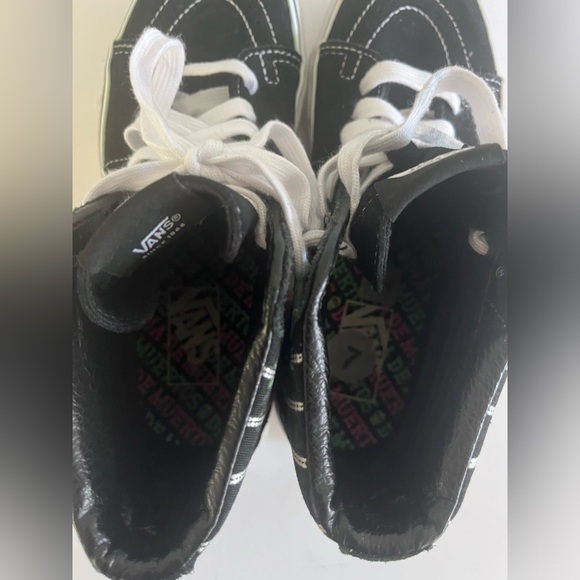 Vans SK8 Hi Dia De Los Muertos Sneakers - Picture 6 of 11